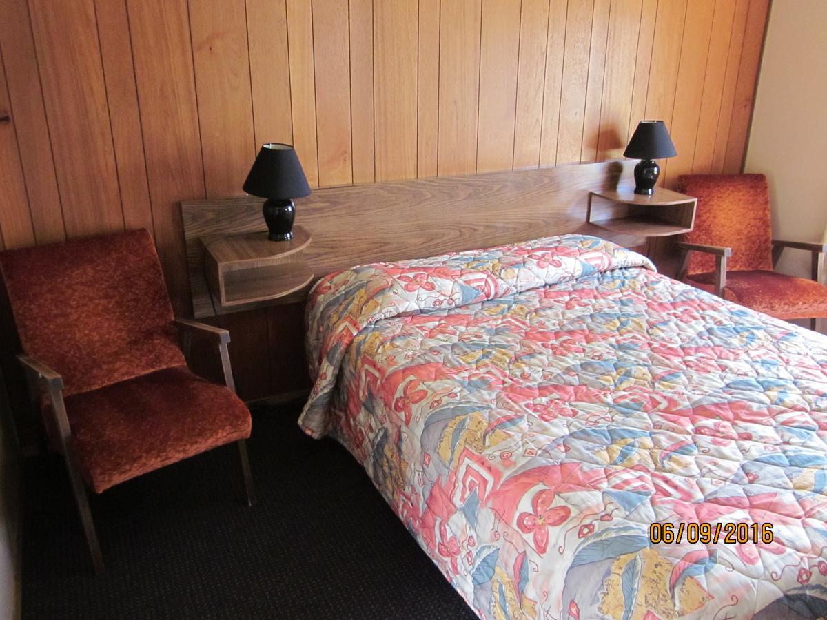 Valleyview Motel Williams Lake Buitenkant foto