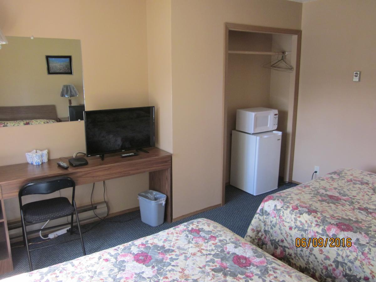 Valleyview Motel Williams Lake Buitenkant foto
