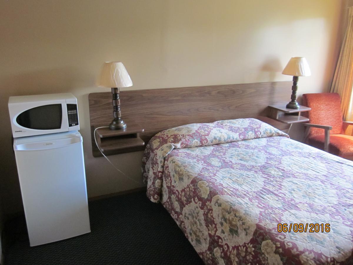 Valleyview Motel Williams Lake Buitenkant foto