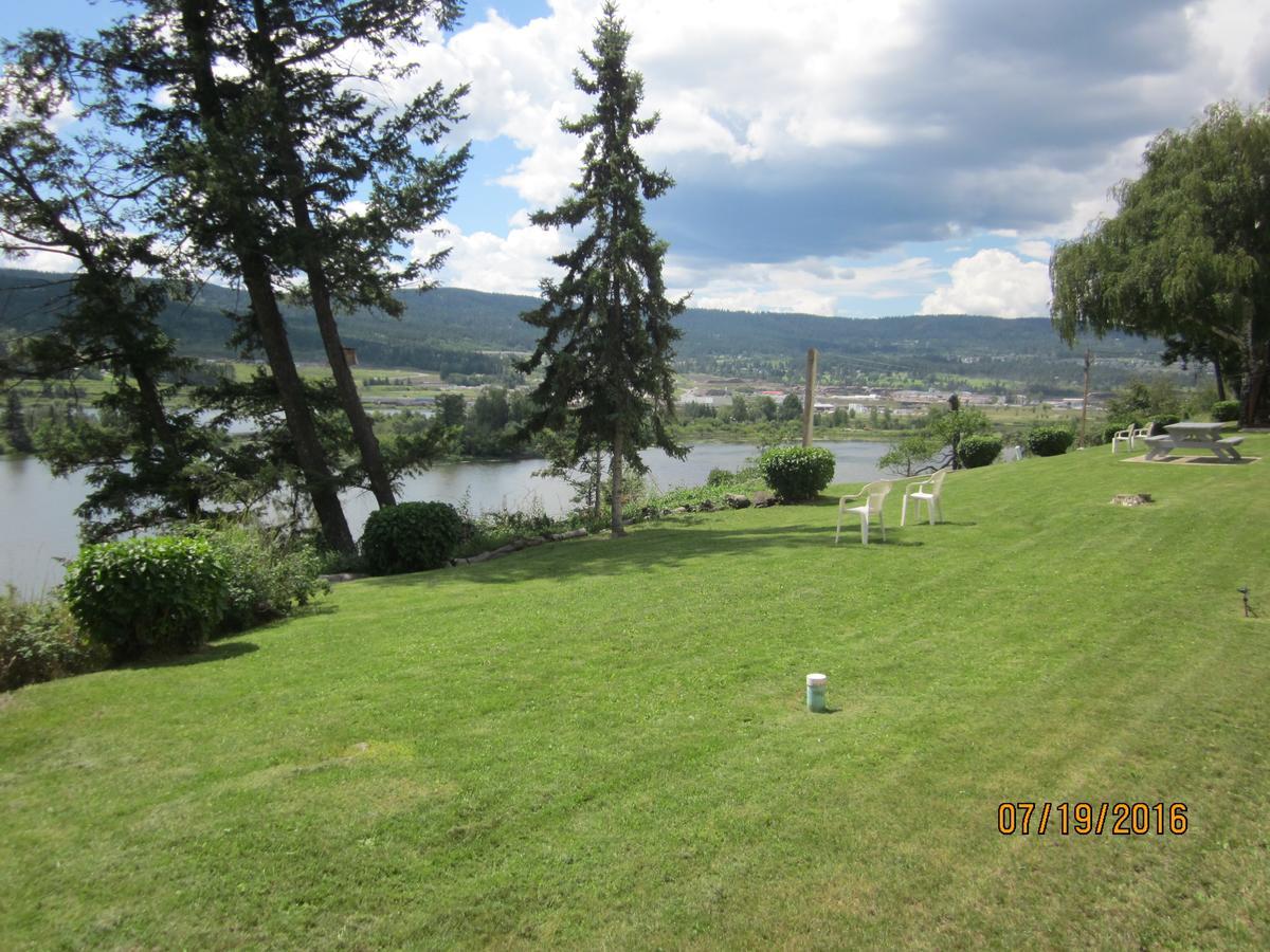 Valleyview Motel Williams Lake Buitenkant foto
